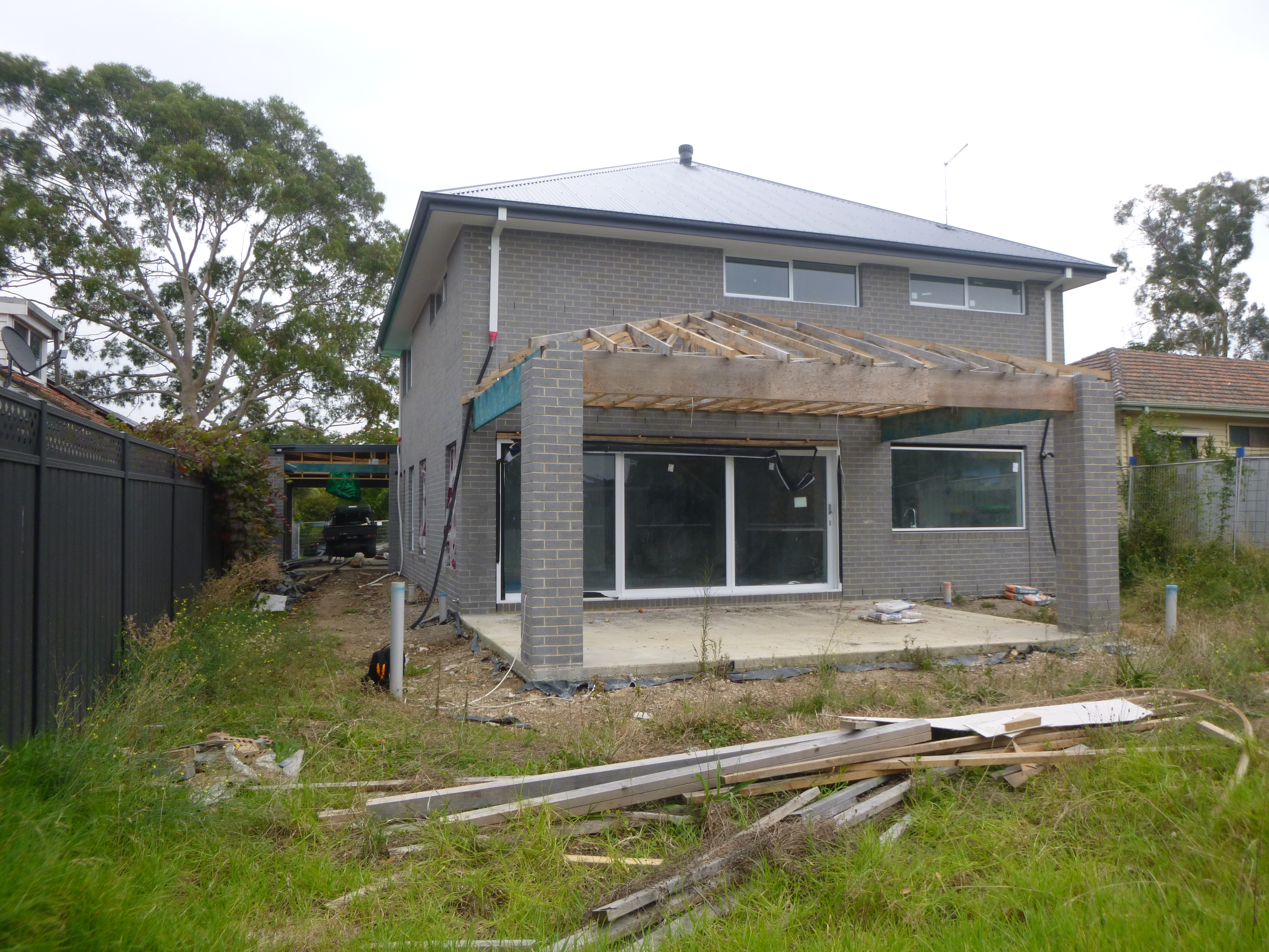 Home completion after builder collapse