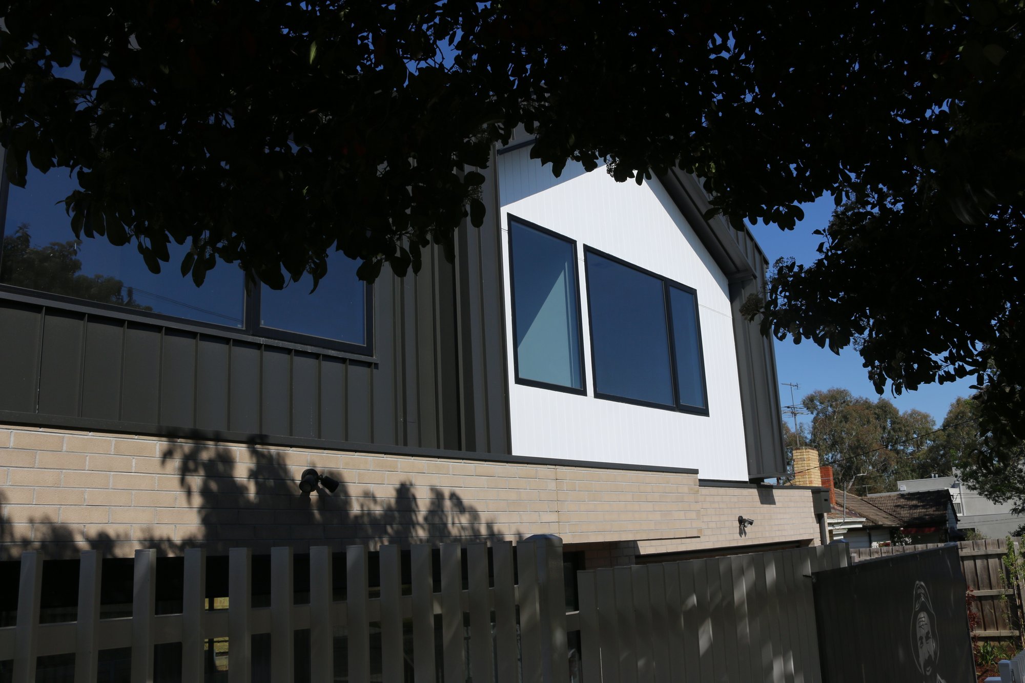 Rosedale Grove townhouse development — sloping Ivanhoe site